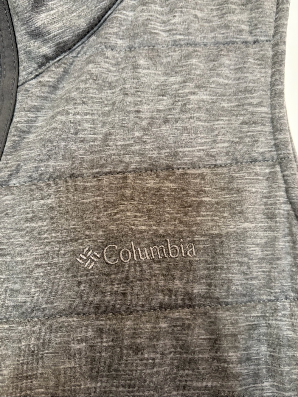 Columbia Gray Quilted Sleeveless Vest with Dark Side Panels - Picture 3 of 9
